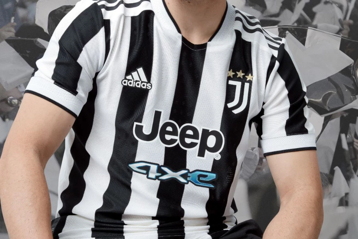 post card Loja online Fútbol Emotion Portugal - Blogs de futebol - Esta é a nova camisola principal da Juventus para a temporada 21-22  (3).webp